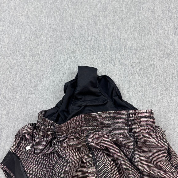 Lululemon Shorts Womens 4 Pink Stripe Lined Hotty Hot Short Ii Stretch Yoga‎ Gym - Picture 5 of 12